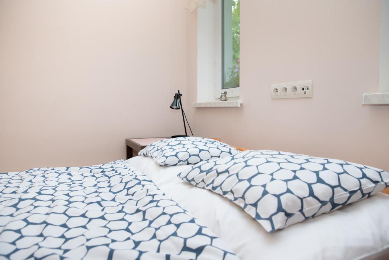 Agroturystyka Pod Modrzewiami Nowy Tomyśl Buitenkant foto